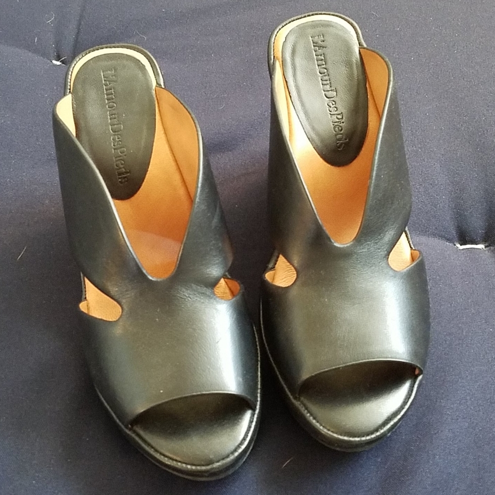 L'Amour DesPieds Sandals